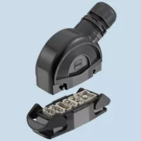 Vor blauem Hintergrund ist ein Steckverbinder in schwarz von Harting ausgestellt