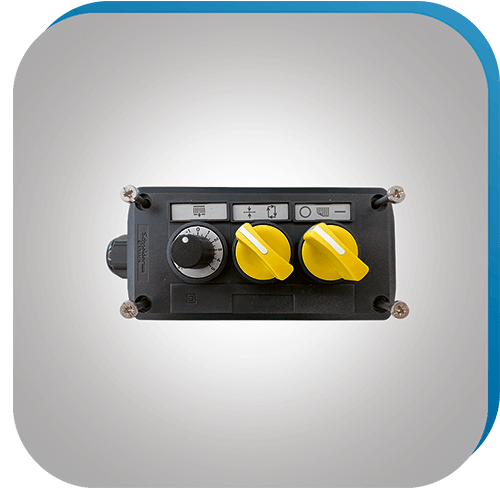 Bediengehäuse für Schalter und Taster aus unserer Komponentenfertigung, für industrielle Einsatzbereiche.