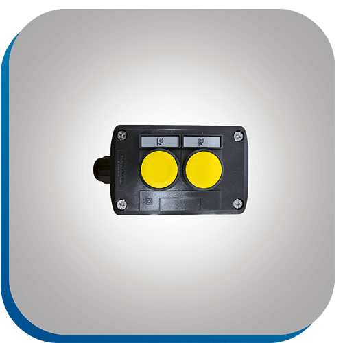 Bediengehäuse für Steuerungselemente aus unserer Komponentenfertigung, robust und ergonomisch gestaltet.